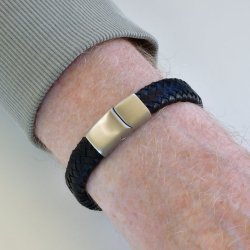 Flettet lderarmbnd 12x5 mm - sort