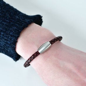 Flettet l�derarmb�nd �5mm - r�dbrun