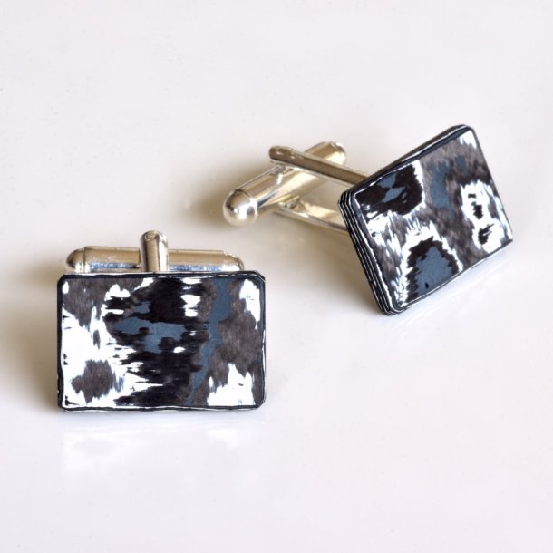 CF - White and Black